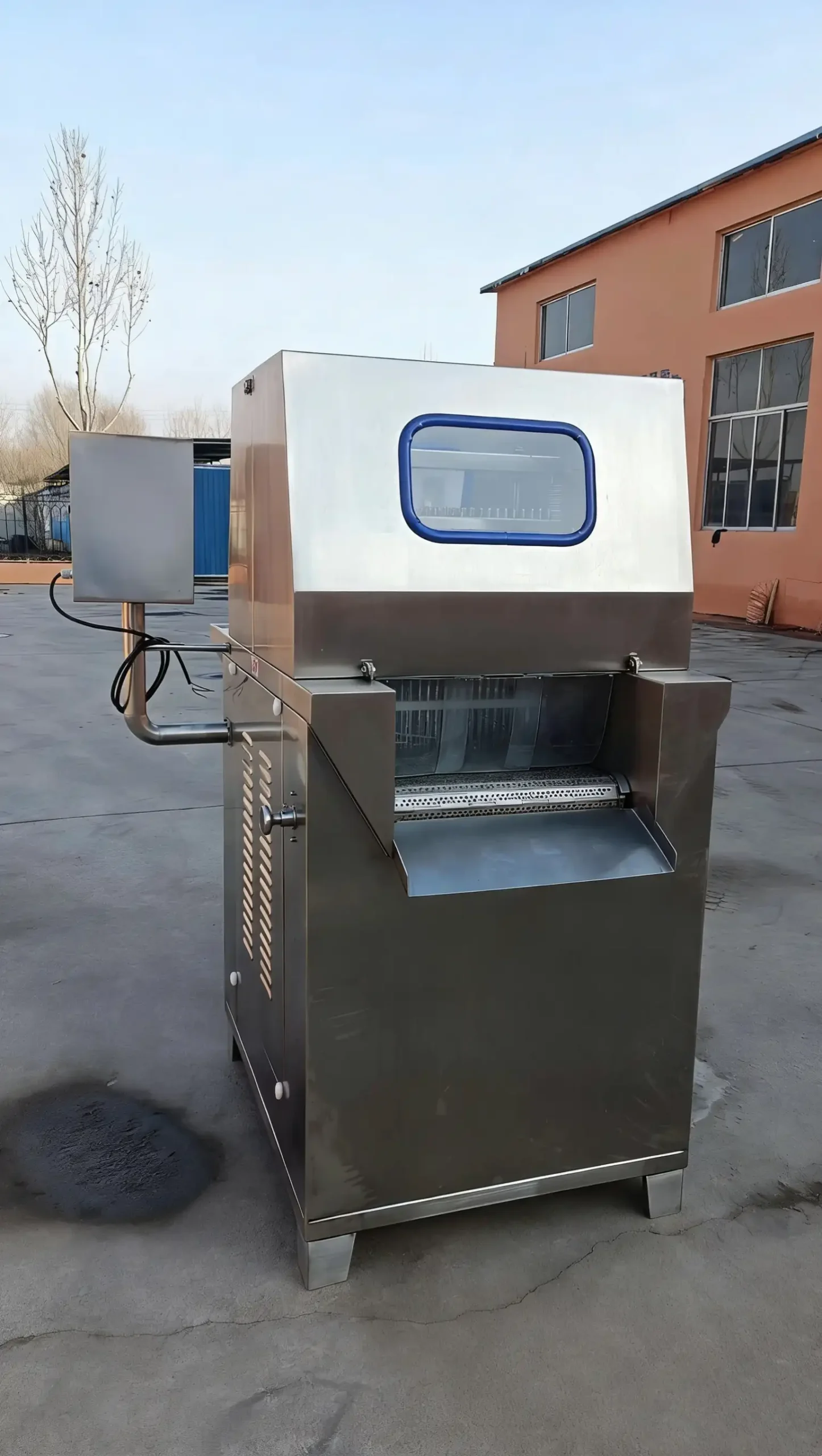 Central kitchen steak tenderizing and brine injector for ready-to-eat meal preparation.